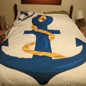 Queen size duvet with only one pillow case